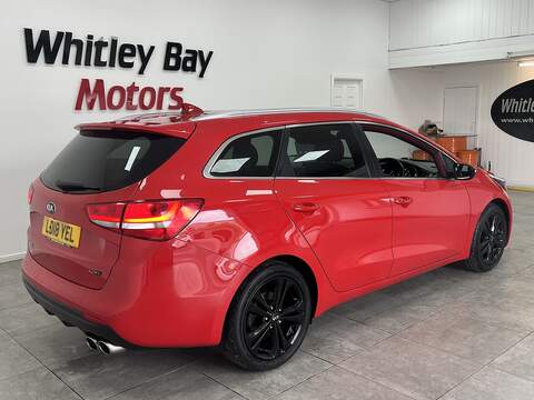 Kia Ceed CRDi GT-Line - U13529232