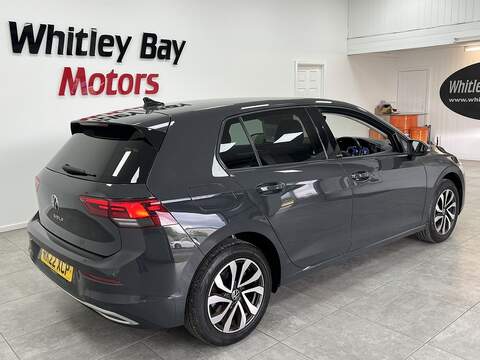 Volkswagen Golf TSI Active - U13529258