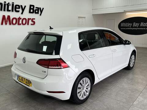 Volkswagen Golf TSI S - U13529270