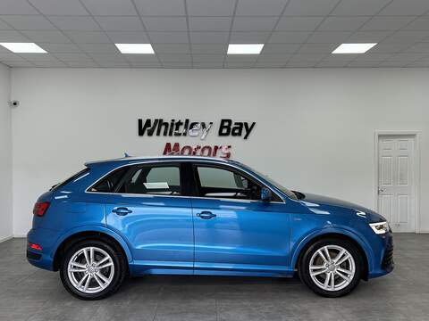 Audi Q3 TDI S line - U13529274
