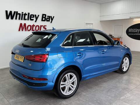 Audi Q3 TDI S line - U13529274