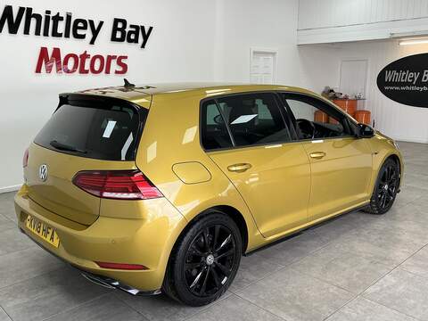 Volkswagen Golf TDI R-Line - U13529297