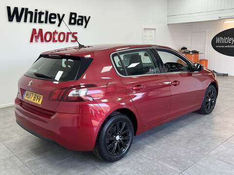 Peugeot 308 BlueHDi Allure - U13529423