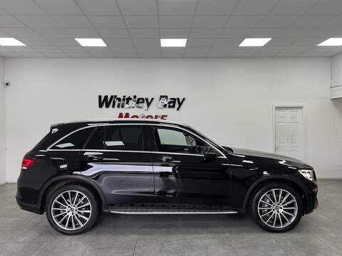 Mercedes-Benz GLC GLC300d AMG Line - U13529444