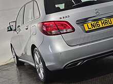 Mercedes-Benz B Class B200d Sport 