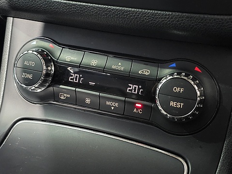 2.1 B200d Sport (Executive) MPV 5dr Diesel 7G-DCT Euro 6 (s/s) (136 ps)