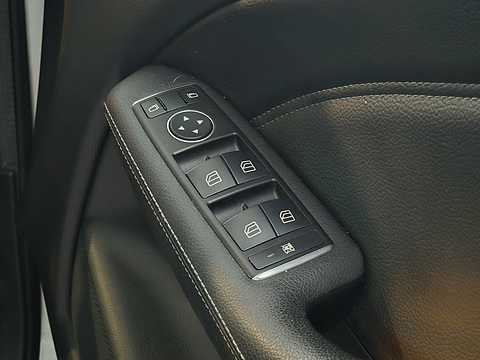 2.1 B200d Sport (Executive) MPV 5dr Diesel 7G-DCT Euro 6 (s/s) (136 ps)