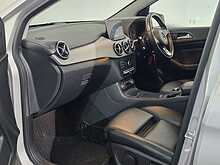 Mercedes-Benz B Class B200d Sport 
