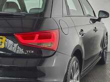Audi A1 TDI S line Style Edition 