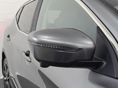 1.6 dCi Tekna SUV 5dr Diesel Manual 2WD Euro 6 (s/s) (130 ps)