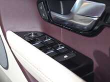 Land Rover Range Rover Evoque SD4 Prestige 