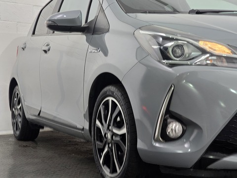 1.5 VVT-h Design Hatchback 5dr Petrol Hybrid E-CVT Euro 6 (s/s) (100 ps)