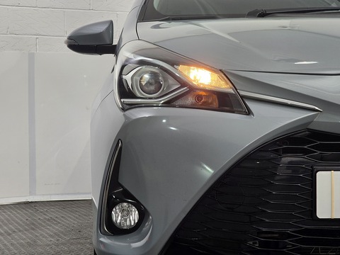 1.5 VVT-h Design Hatchback 5dr Petrol Hybrid E-CVT Euro 6 (s/s) (100 ps)