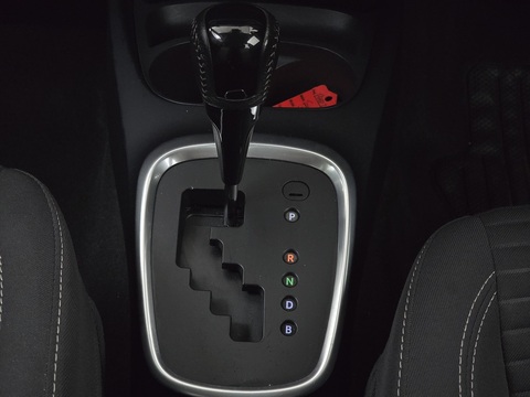 1.5 VVT-h Design Hatchback 5dr Petrol Hybrid E-CVT Euro 6 (s/s) (100 ps)