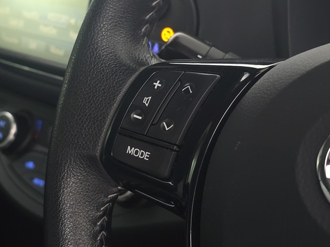 1.5 VVT-h Design Hatchback 5dr Petrol Hybrid E-CVT Euro 6 (s/s) (100 ps)