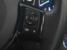 Toyota Yaris VVT-h Design 