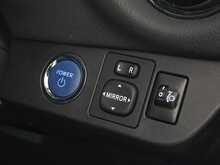 Toyota Yaris VVT-h Design 