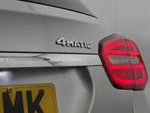 Mercedes-Benz GLA GLA200d AMG Line 