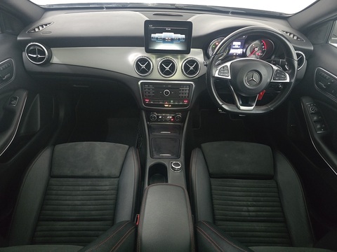 2.1 GLA200d AMG Line (Premium Plus) SUV 5dr Diesel 7G-DCT 4MATIC Euro 6 (s/s) (136 ps)