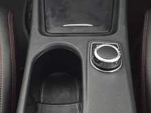 Mercedes-Benz GLA GLA200d AMG Line 