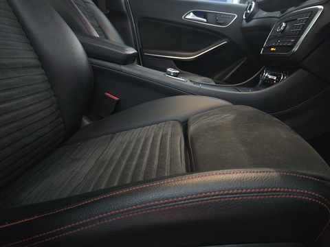 2.1 GLA200d AMG Line (Premium Plus) SUV 5dr Diesel 7G-DCT 4MATIC Euro 6 (s/s) (136 ps)