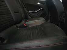 Mercedes-Benz GLA GLA200d AMG Line 