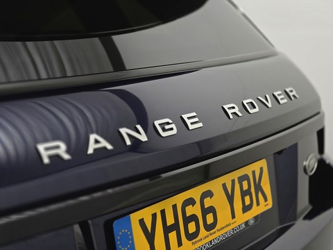 2.0 TD4 SE Tech SUV 5dr Diesel Auto 4WD Euro 6 (s/s) (180 ps)