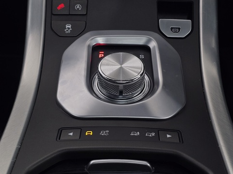 2.0 TD4 SE Tech SUV 5dr Diesel Auto 4WD Euro 6 (s/s) (180 ps)