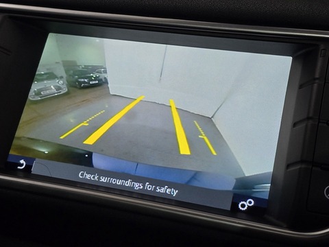 2.0 TD4 SE Tech SUV 5dr Diesel Auto 4WD Euro 6 (s/s) (180 ps)