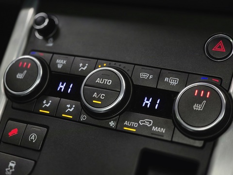 2.0 TD4 SE Tech SUV 5dr Diesel Auto 4WD Euro 6 (s/s) (180 ps)