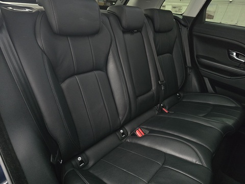 2.0 TD4 SE Tech SUV 5dr Diesel Auto 4WD Euro 6 (s/s) (180 ps)