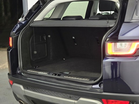 2.0 TD4 SE Tech SUV 5dr Diesel Auto 4WD Euro 6 (s/s) (180 ps)