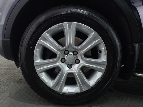 2.0 TD4 SE Tech SUV 5dr Diesel Auto 4WD Euro 6 (s/s) (180 ps)