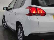 Peugeot 2008 e-HDi Allure 