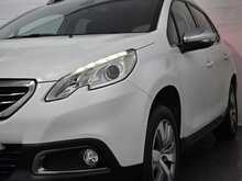 Peugeot 2008 e-HDi Allure 