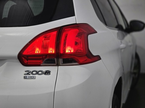 1.6 e-HDi Allure SUV 5dr Diesel EGC Euro 5 (s/s) (92 ps)