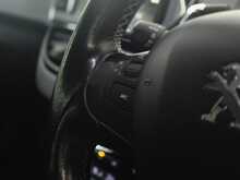 Peugeot 2008 e-HDi Allure 