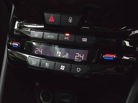 1.6 e-HDi Allure SUV 5dr Diesel EGC Euro 5 (s/s) (92 ps)