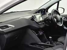 Peugeot 2008 e-HDi Allure 