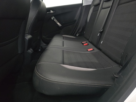 1.6 e-HDi Allure SUV 5dr Diesel EGC Euro 5 (s/s) (92 ps)