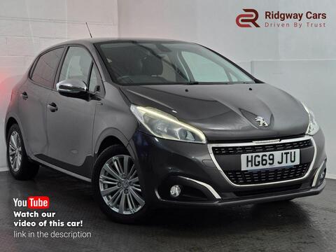 1.2 PureTech Signature Hatchback 5dr Petrol Manual Euro 6 (s/s) (82 ps)