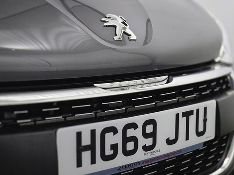 1.2 PureTech Signature Hatchback 5dr Petrol Manual Euro 6 (s/s) (82 ps)