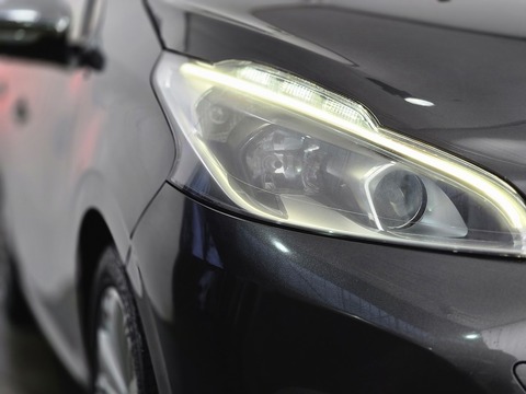 1.2 PureTech Signature Hatchback 5dr Petrol Manual Euro 6 (s/s) (82 ps)