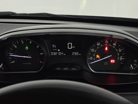 1.2 PureTech Signature Hatchback 5dr Petrol Manual Euro 6 (s/s) (82 ps)