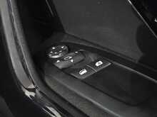 Peugeot 208 PureTech Signature 