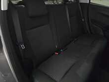 Peugeot 208 PureTech Signature 