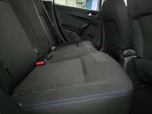 Peugeot 208 PureTech Signature 