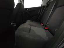 Peugeot 208 PureTech Signature 