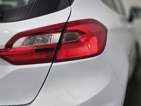 1.0T EcoBoost Zetec Hatchback 3dr Petrol Manual Euro 6 (s/s) (100 ps)