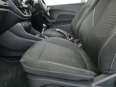 1.0T EcoBoost Zetec Hatchback 3dr Petrol Manual Euro 6 (s/s) (100 ps)